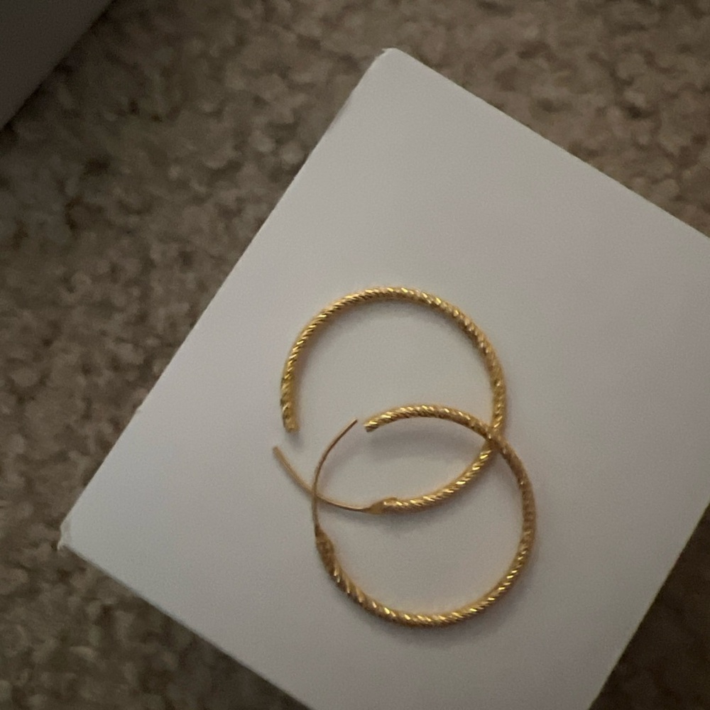 21k Elegant Gold Hoop Earrings